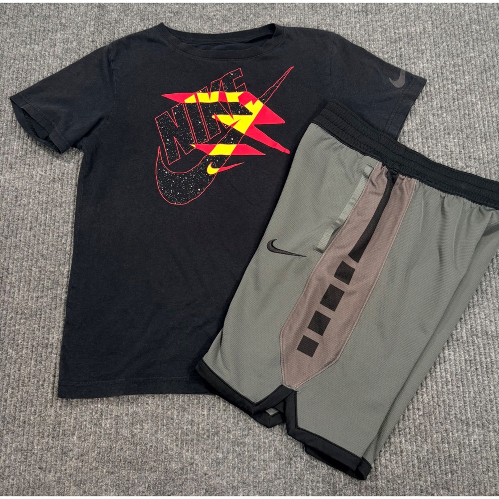Nike Boys 2 Piece Set Black 3 Brand Graphic T-Shirt Grey Elite Dri-FIT Shorts L